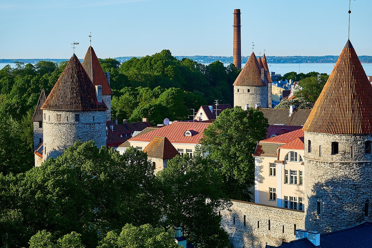 Die Türme von Tallinn in Estland
