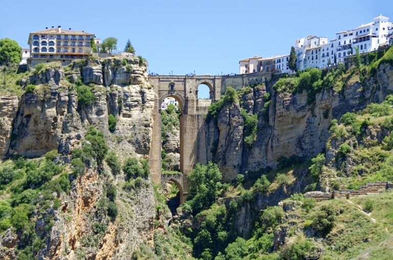 Puente Nuevo "Neue Brücke", markante Brücke in der Stadt Ronda in der andalusischen Provinz Malaga